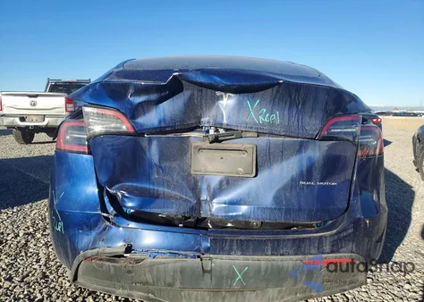2023 Tesla Model Y from USA, damaged, VIN 7SAYGDEE8PF643530